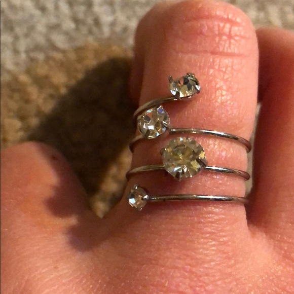 Ring - Picture 2 of 3